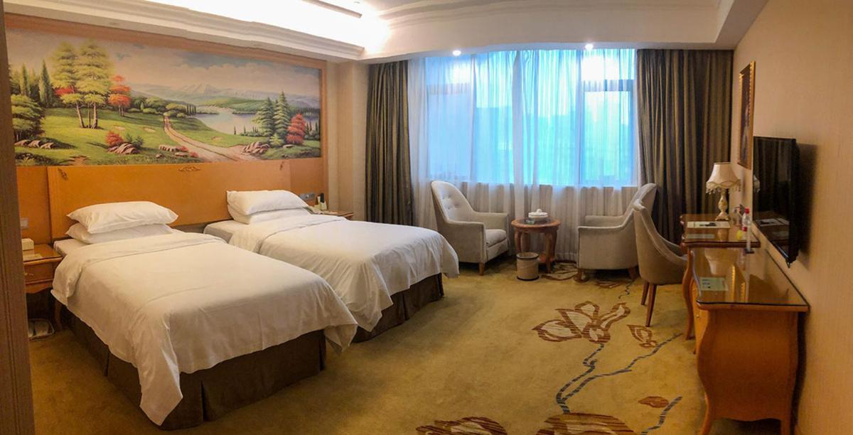 Vienna International Hotel Puning International Commodity City Exteriér fotografie